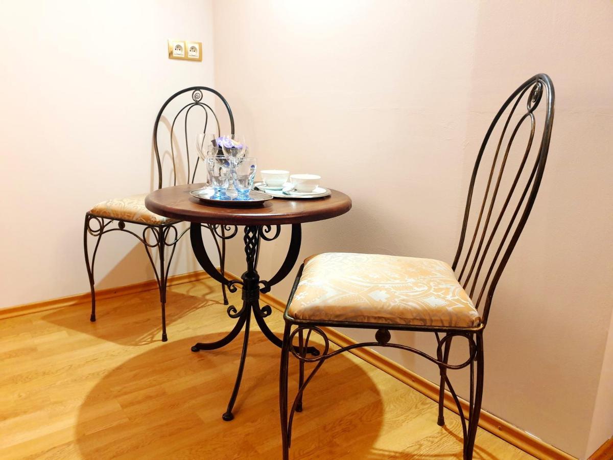 Penzion A Restauracia Toldi 갈란타 외부 사진