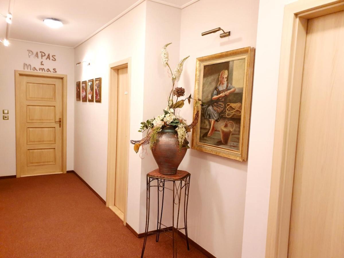 Penzion A Restauracia Toldi 갈란타 외부 사진
